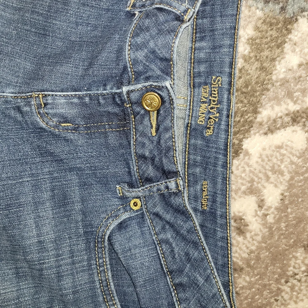 Vera Wang straight leg capri jeans size 6 - Picture 3 of 10